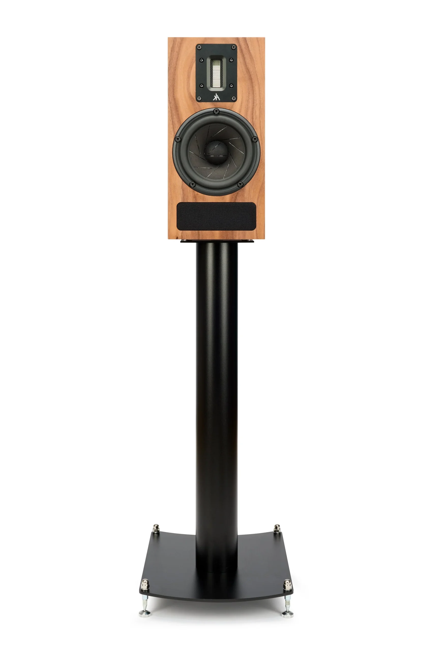 Kerr-8338.webp Kerr Acoustic K400 compact stand-mount loudspeaker, detail