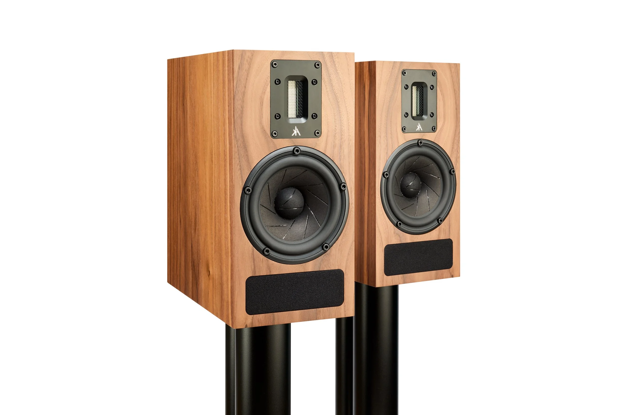 Kerr-8377.webp Kerr Acoustic K400 compacte vloerstaande luidspreker