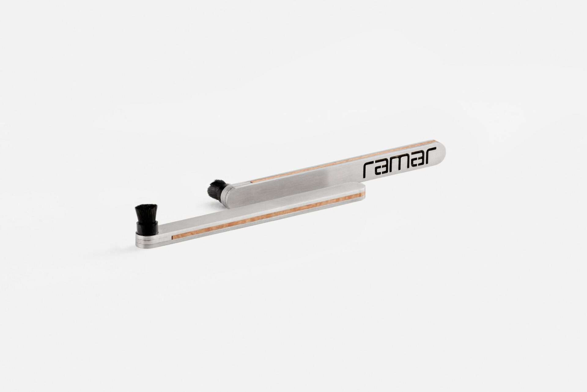 ramar-stylus-brush-angus-scaled-1